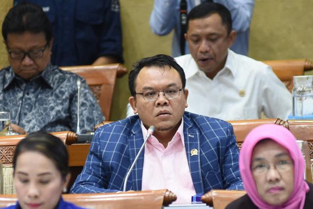 Rapat Ditutup Tanpa Kesimpulan, Saleh Partaonan Geram Iuran BPJS Tetap Naik