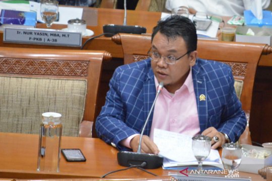 Anggota DPR Saleh Partaonan Daulay kecewa pemerintah tetap naikkan iuran JKN