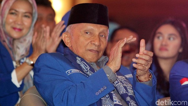 PAN Masih Sayang Amien Rais