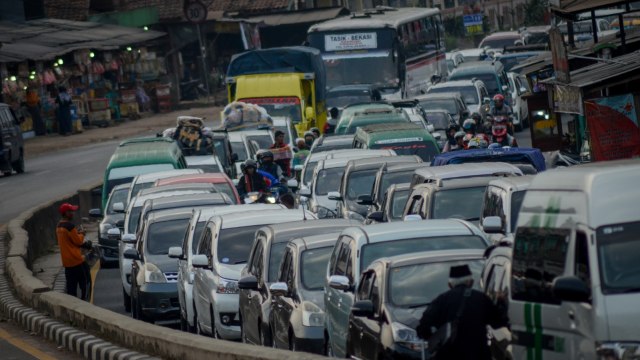 Pemerintah Harus Keluarkan Larangan Pulang Kampung untuk Cegah Corona