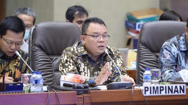 PSBB Harusnya Cukup Diusulkan Gugus Tugas, Tak Perlu Pemda
