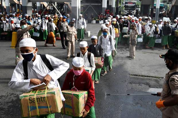 Permenkes 9 Tahun 2020 Tidak Akan Efektif Perangi Corona