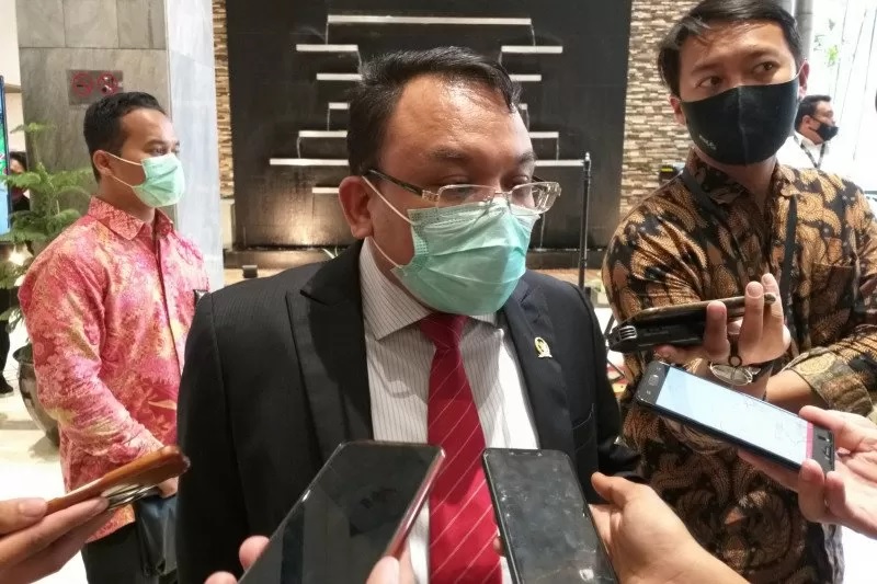 Komisi IX Apresiasi Unair soal ‘Obat COVID’: Bukti Perguruan Tinggi Kontributif